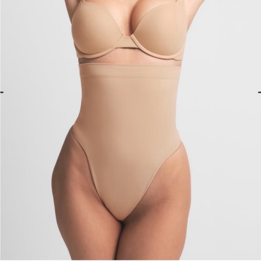 SKIMS Seamless Sculpt High Waisted Thong Clay
